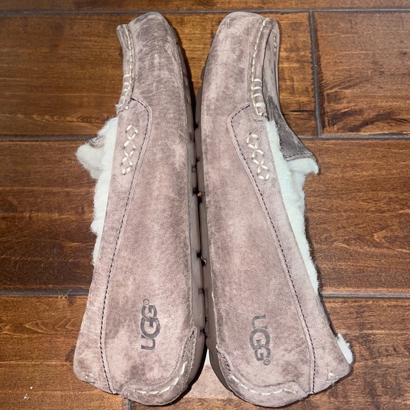 Uggs Ansley moccasin slippers - Picture 4 of 7